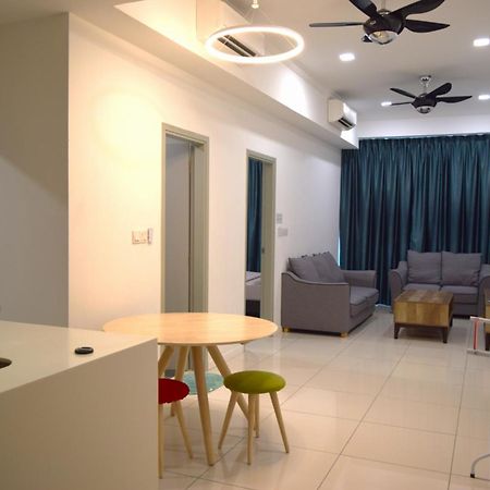 Апартаменты Sutera Avenue Кота-Кинабалу Экстерьер фото
