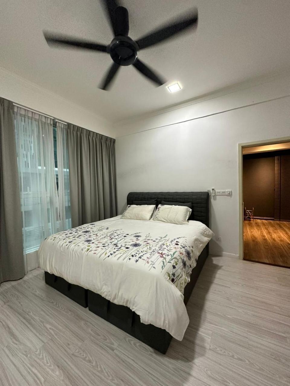 Апартаменты Sutera Avenue Кота-Кинабалу Экстерьер фото